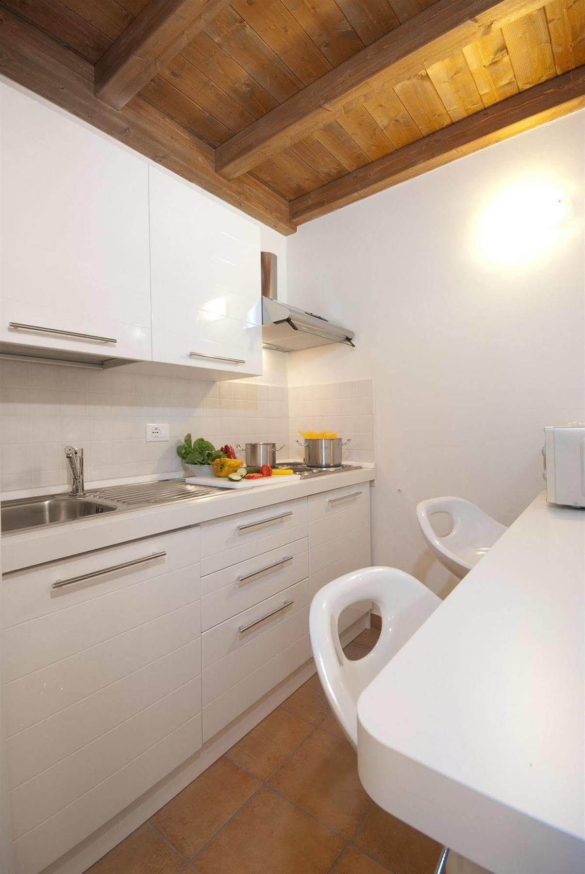 Residenza Le Due Torri Lejlighedshotel Riva del Garda Eksteriør billede